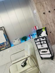 -PE SALON