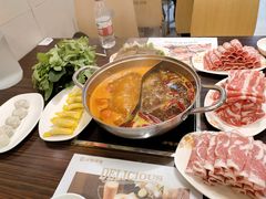 -呷哺呷哺(世贸.工三店)