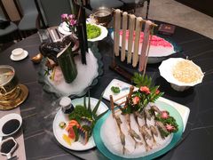 -鼎泰亨·海鲜牛肉餐厅(滨江店)