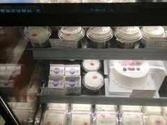 -红宝石·鲜奶小方·海派西点房(控江店)