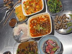 -马路牙子烧烤音乐酒馆(望京店)