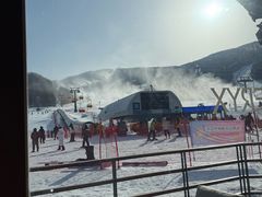 -中旅松花湖滑雪场