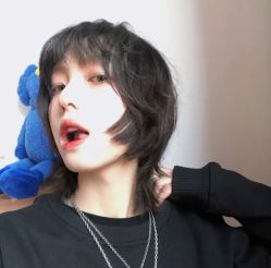 -苏豪路易士·嘉玛发廊