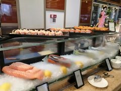-大中华希尔顿酒店-念自助餐·嗨啤·小龙虾