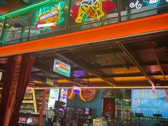 -Famous肥猫墨西哥音乐餐吧(五棵松华熙LIVE店)