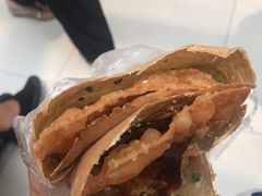 -正宗杂粮煎饼香软鸡蛋饼