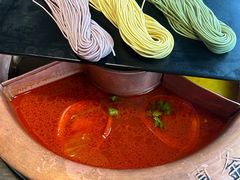 -滇釜火锅·能喝汤的火锅(车公庄店)