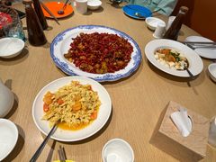 -渝信川菜 · 川味家常菜(财富购物中心店)
