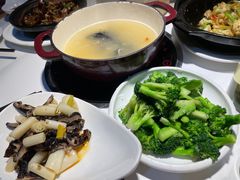 -黑鸡小馆(金源店)