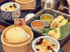 -银米·云南传统过桥米线(双廊黑金冠店)