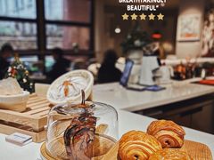 -潮一不贰·法式甜品·生日蛋糕·西式简餐(外滩店)