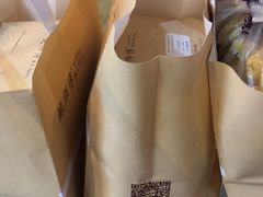 -鲍师傅糕点(江苏路店)