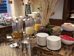 -广州希尔顿逸林酒店-OPEN開·全日制餐厅·海鲜·小火锅·自助餐(东风路店)
