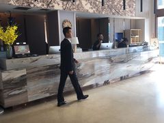 -西安大雁塔科技大学地铁站亚朵酒店