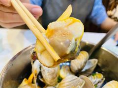 一桶蚬子-渔娘渔家丹东海鲜(东直门店)