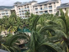 -三亚亚龙湾雅高美爵酒店