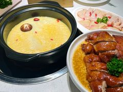 -粤小煲鲜汤猪肚鸡(丹尼斯二天地店)