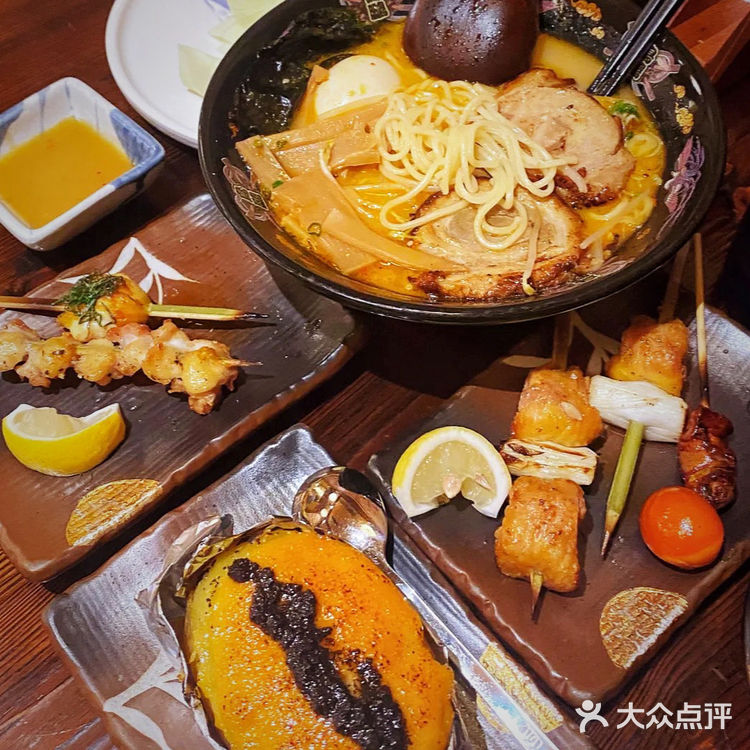 高品质日式料理🏮鸟鹏烧鸟居酒屋沉浸式享受美食🍱真的爱惨了~