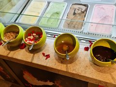 自助调料区-大中华希尔顿酒店-念自助餐·嗨啤·小龙虾