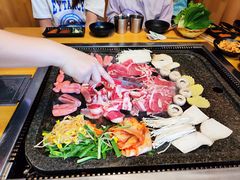 -小黑猪石板烤肉(皇冠花园店)