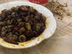 -江城燕子大排档(江汉路步行街店)