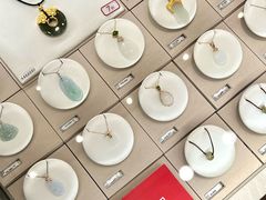 -百年港湾奥特莱斯(香炉礁店)