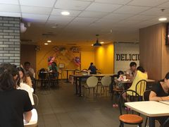 -麦当劳(湛江大厦店)