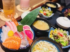 -家贺屋刺身寿司专门店