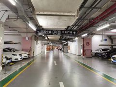 场地-环球港-停车场