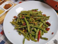 -李记东北饺子馆·东北菜(欢乐谷店)