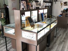 -视野联行眼镜蔡司·依视路官方授权店(顺城店)