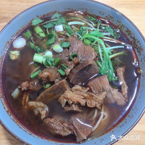 老奶奶牛肉面馆(双桐巷伟星分店)