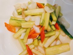 -香山湖渔家大院