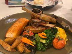 -宴悦海鲜餐厅·游水海鲜·牛排(亚龙湾瑞吉店)