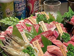 -铭牛烧肉·和牛海鲜自助(高新月牙湖店)