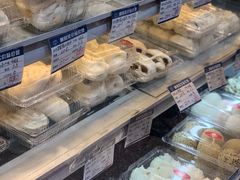 面包甜点陈列柜-白玉兰食品(甜云店)