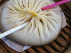 蟹粉汤包-朱洪元苏式面馆(绿宝广场店)