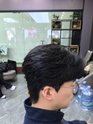 -藤野造型烫染·漂发