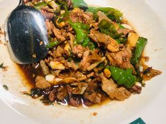 -费大厨辣椒炒肉(万家丽一店)