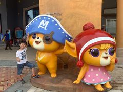 -蓝精灵乐园·世茂精灵之城主题乐园
