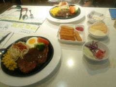 -汤姆家的牛排意面披萨(融创茂店)