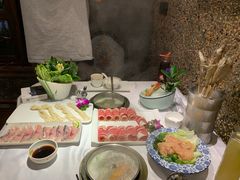 -泓炙颐凤鲜海鲜火锅料理(桐乡店)