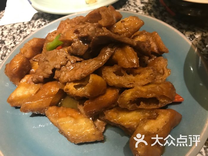 孔乙己小馆(新世界百货崇文店)老油条炒牛肉图片 - 第5张