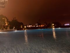 -上海滴水湖皇冠假日酒店