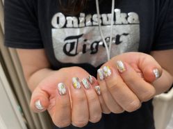 -猪猪女孩日式美睫美甲