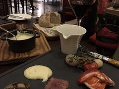 -恰餐厅及酒吧 CHAR Bar & Grill (北京丽都皇冠假日店)