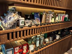 -星巴克(杭州湖滨银泰E区店)