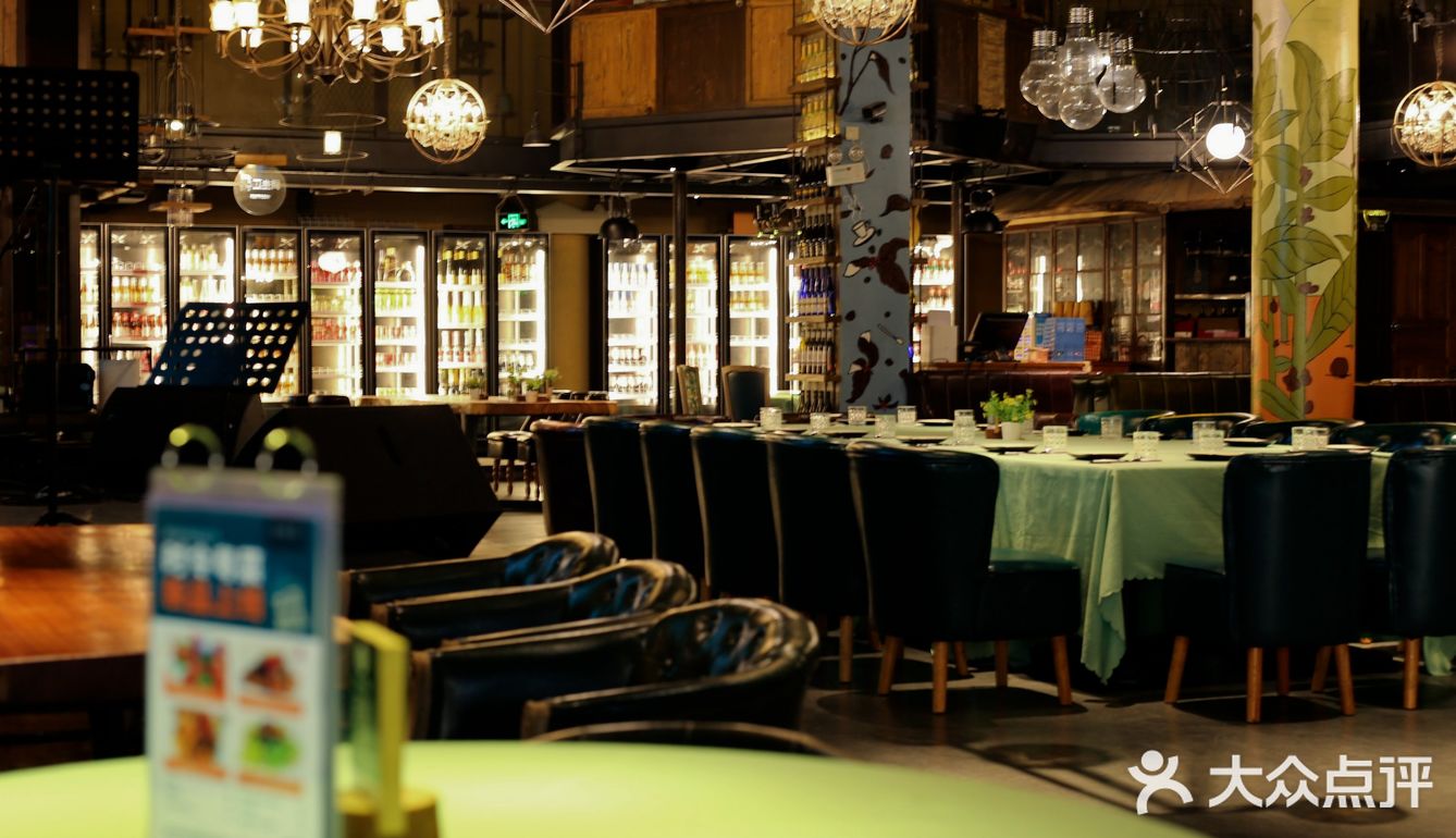 边吃边拍 | 四十不到的惊喜套餐