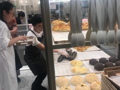 -奈雪的茶(市百一店)