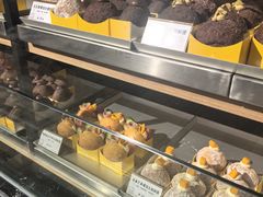 -85度C(生甜甜圈研究工坊·上海局门店)